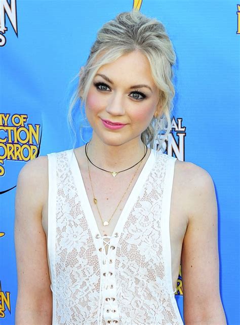 emily kinney pics